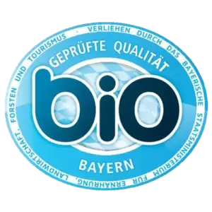 Das in mehreren Blautönen gehaltene Bayerische Biosiegel mit der prominenten Aufschrift bio - Geprüfte Qualität Bayern